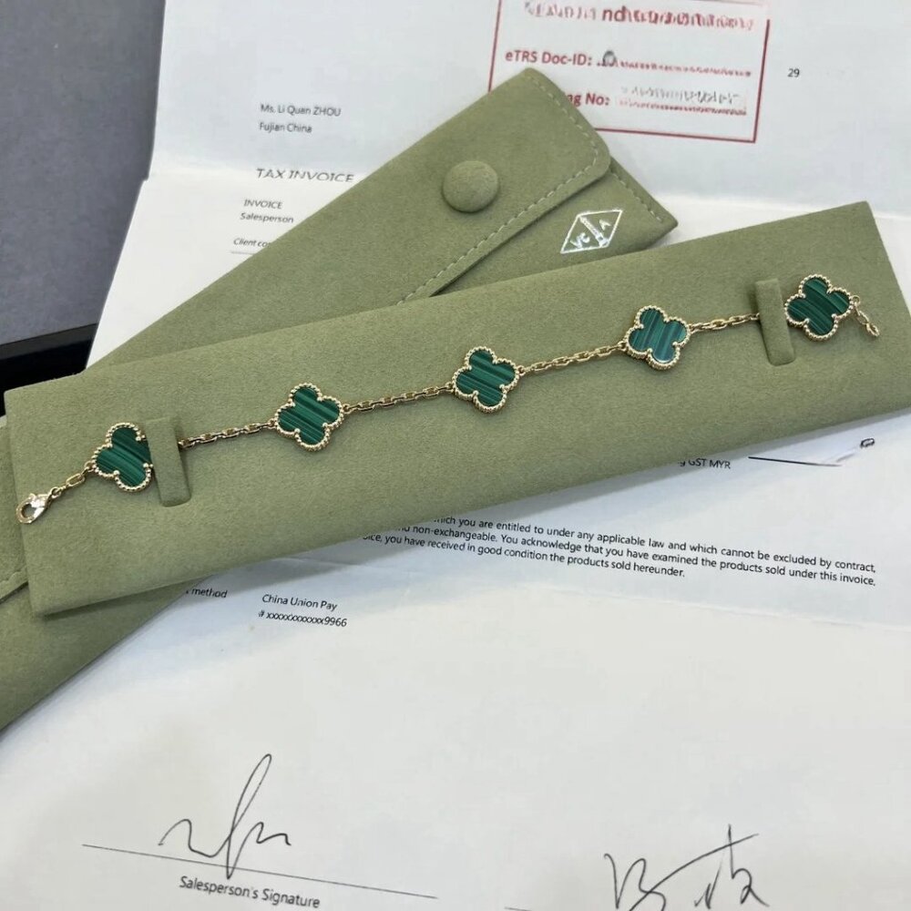 ✅✅✅Brand new 18k gold Van Cleef & Arpels Vintage Alhambra Bracelet